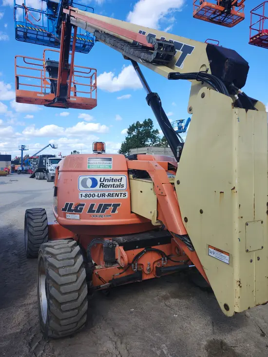 2012 JLG 600AJ Articulating Boom Lift