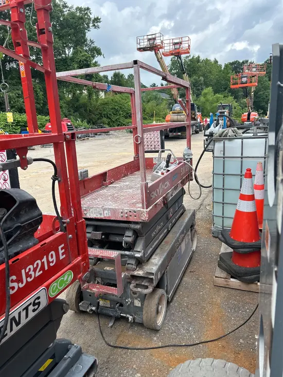 2017 Skyjack SJIII3219 Scissor Lift