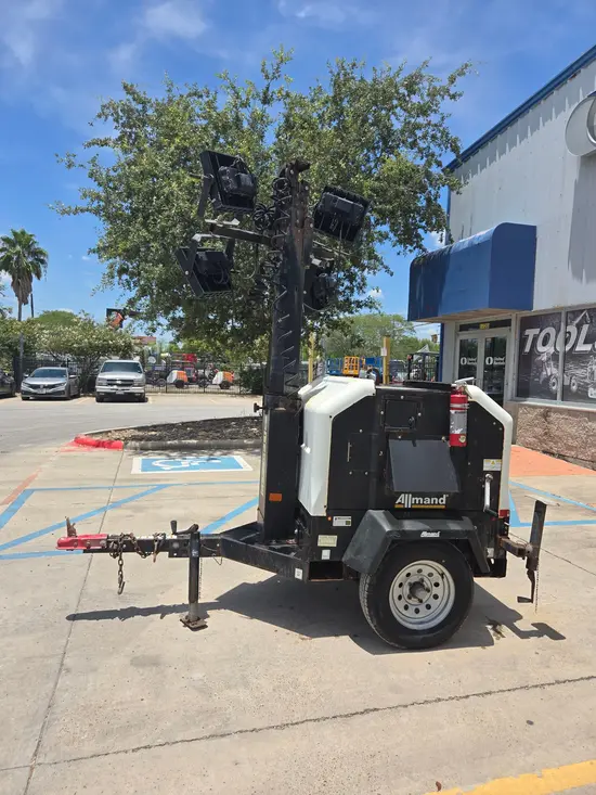2022 Allmand NLV-P11 Portable Light Tower