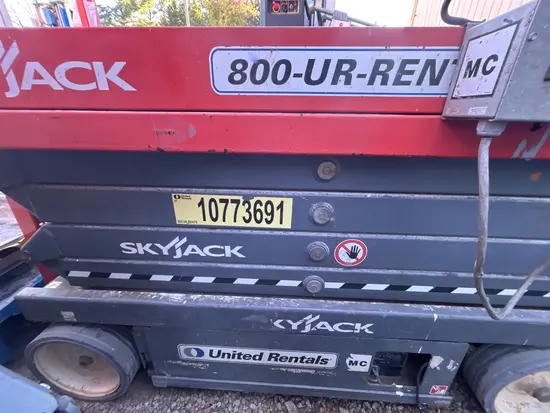 2018 Skyjack SJIII3226 Scissor Lift