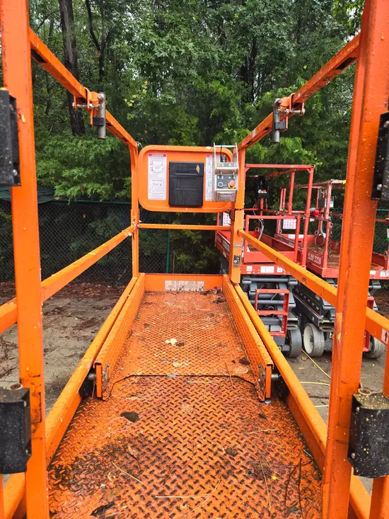 2019 Snorkel S3226E Scissor Lift