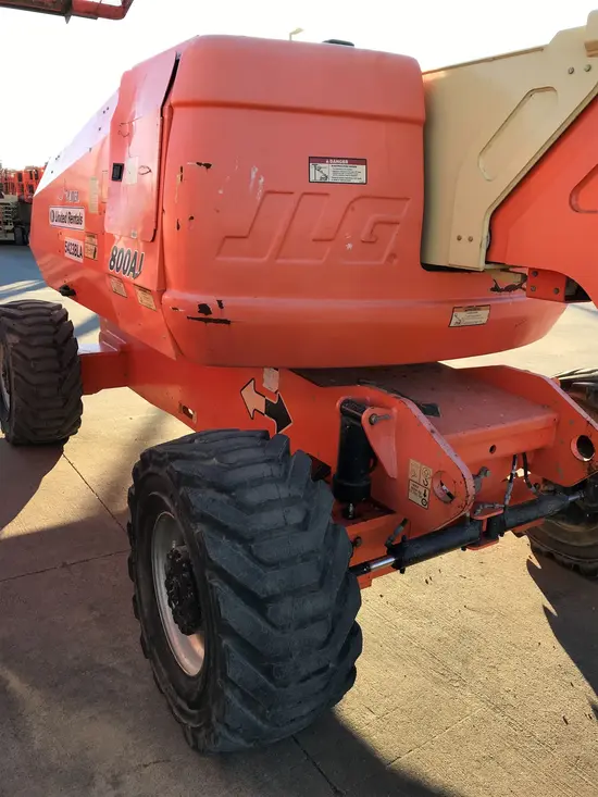 2013 JLG 800AJ Articulating Boom Lift