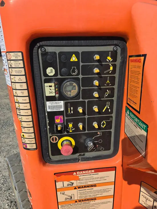 2017 JLG E400AJPN Articulating Boom Lift