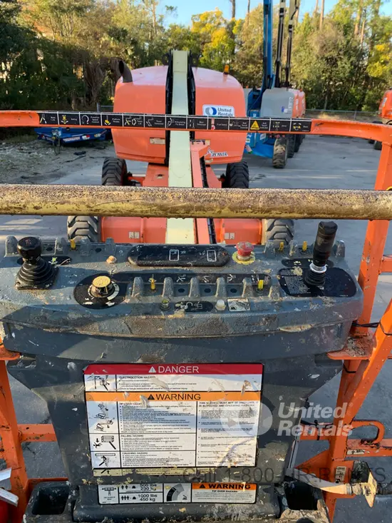 2017 JLG 400S Boom Lift