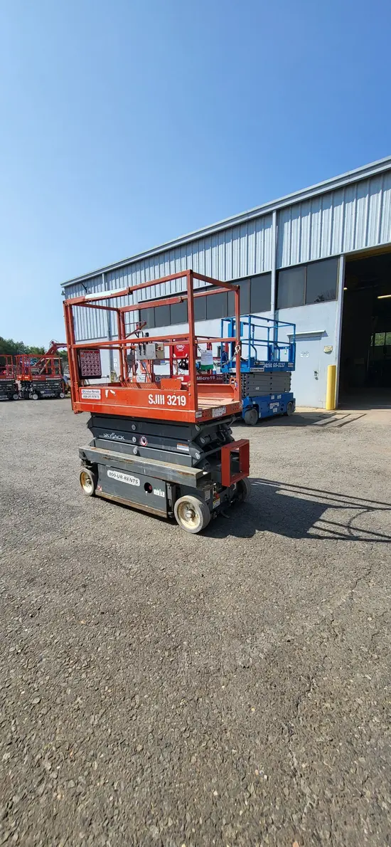2017 Skyjack SJIII3219 Scissor Lift