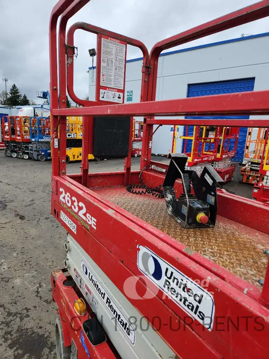 2019 MEC 2632SE Scissor Lift