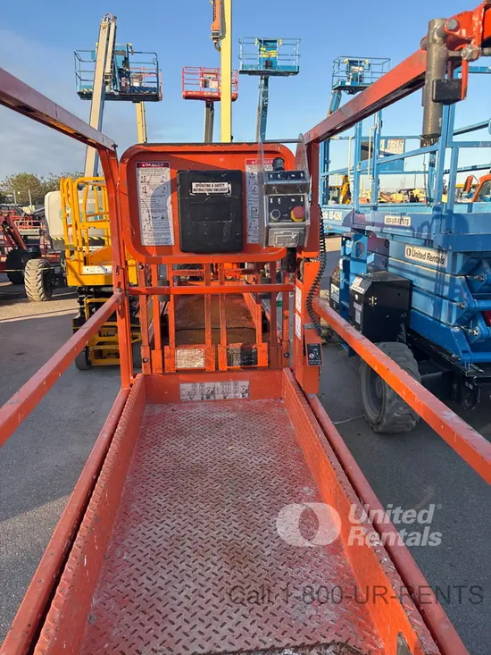 2019 Snorkel S3226E Scissor Lift