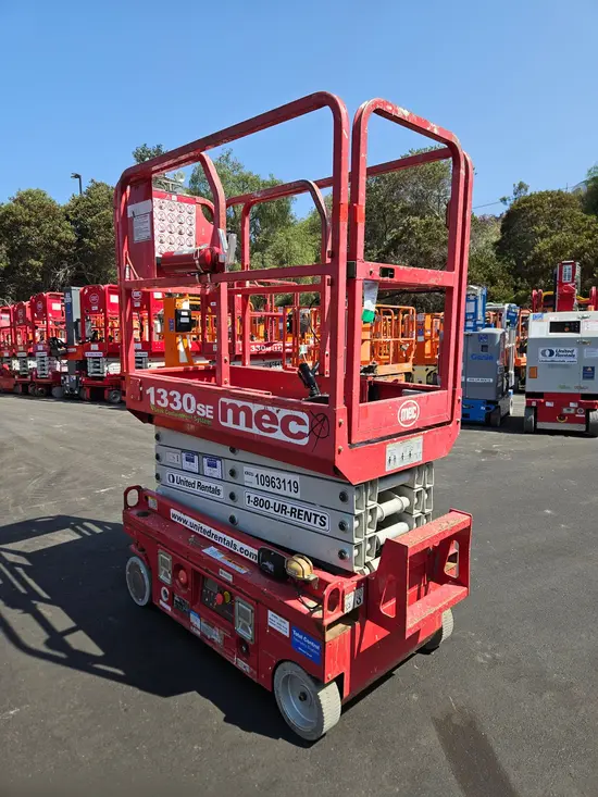 2019 MEC 1330SE Scissor Lift