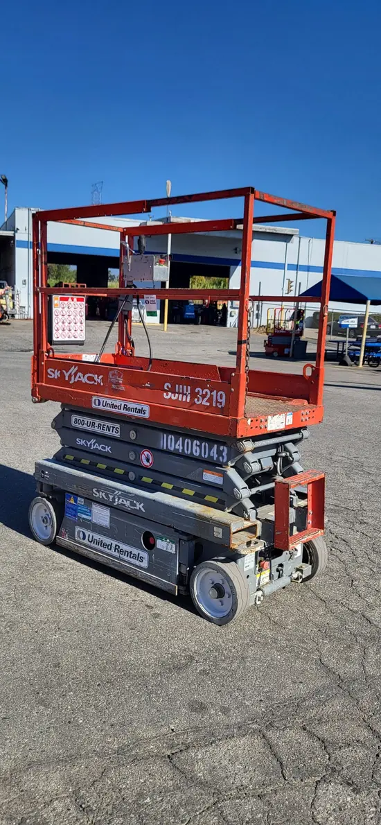 2015 Skyjack SJIII3219 Scissor Lift