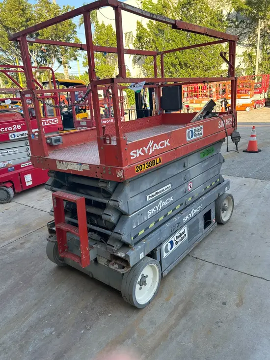2015 Skyjack SJIII4632 Scissor Lift