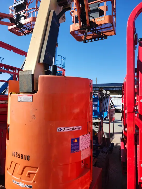 2017 JLG E300AJP Articulating Boom Lift