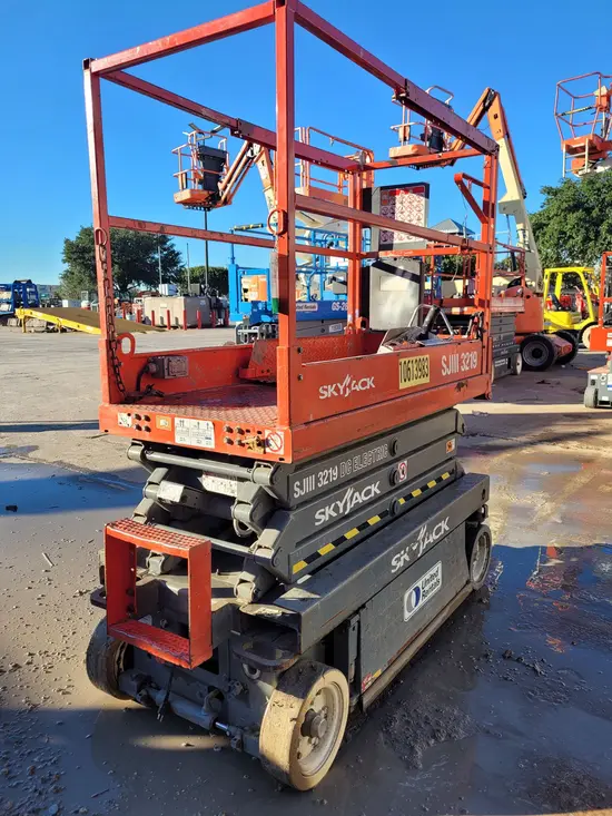 2017 Skyjack SJIII3219 Scissor Lift