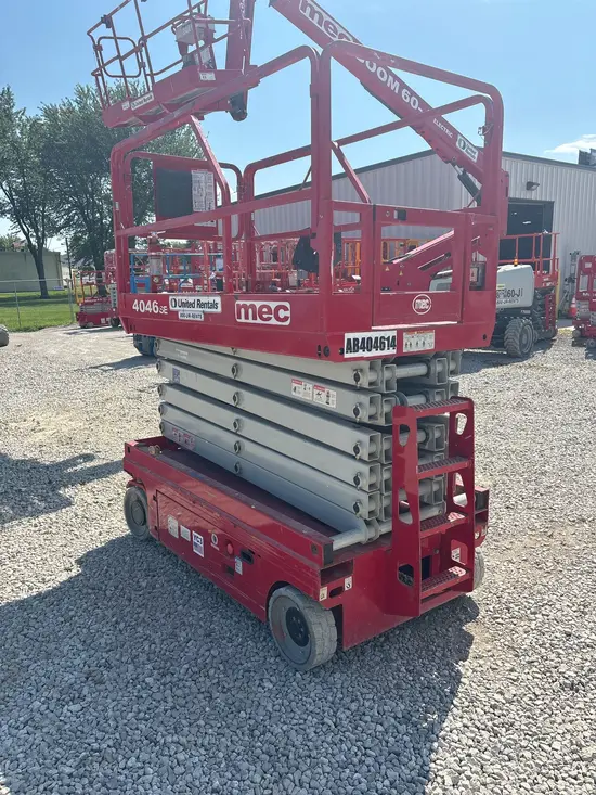 2018 MEC 4046SE Scissor Lift