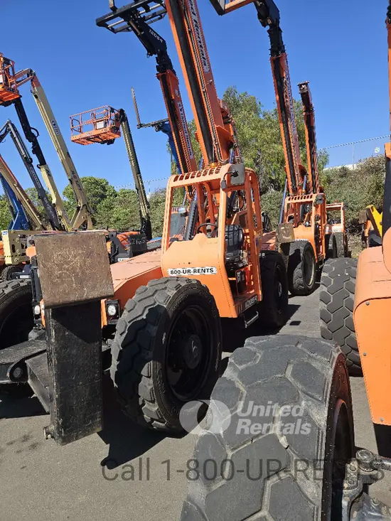 2019 SKYTRAK 10054 Forklift