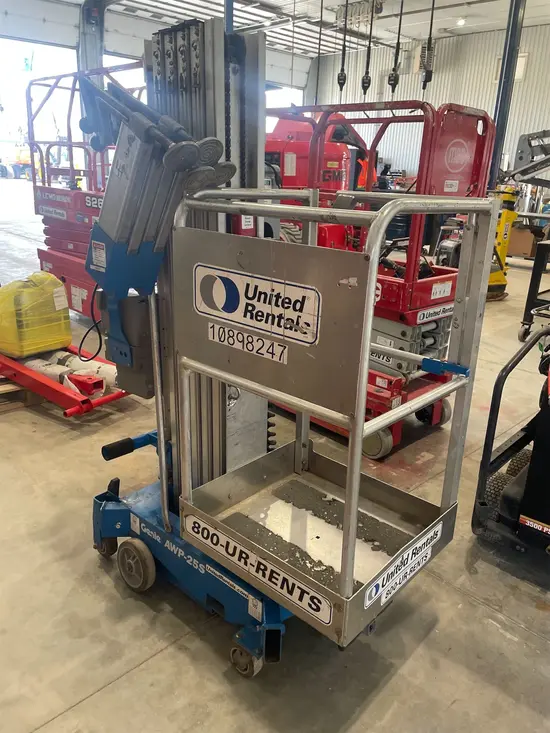 2019 Genie AWP-25SDC Pusharound Lift