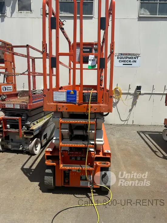 2019 Snorkel S3226E Scissor Lift