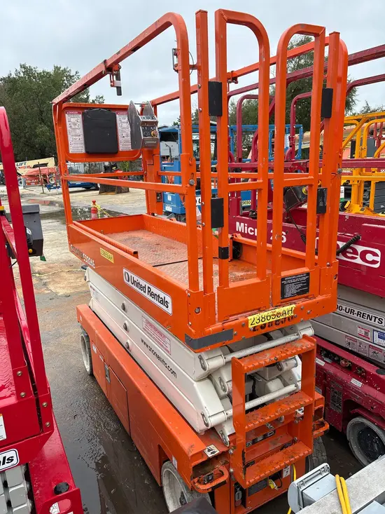 2019 Snorkel S3226E Scissor Lift