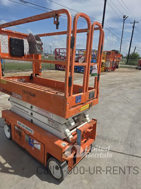 2019 Snorkel S3219E Scissor Lift