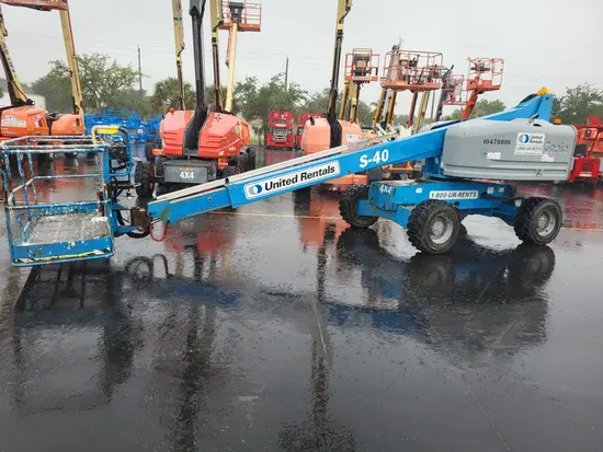 2016 Genie S-40 Boom Lift