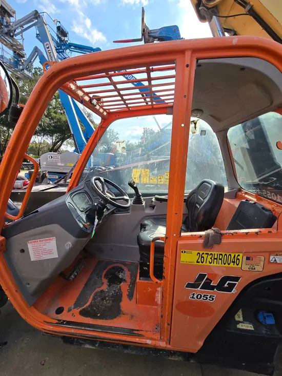 2017 JLG 1055 Forklift