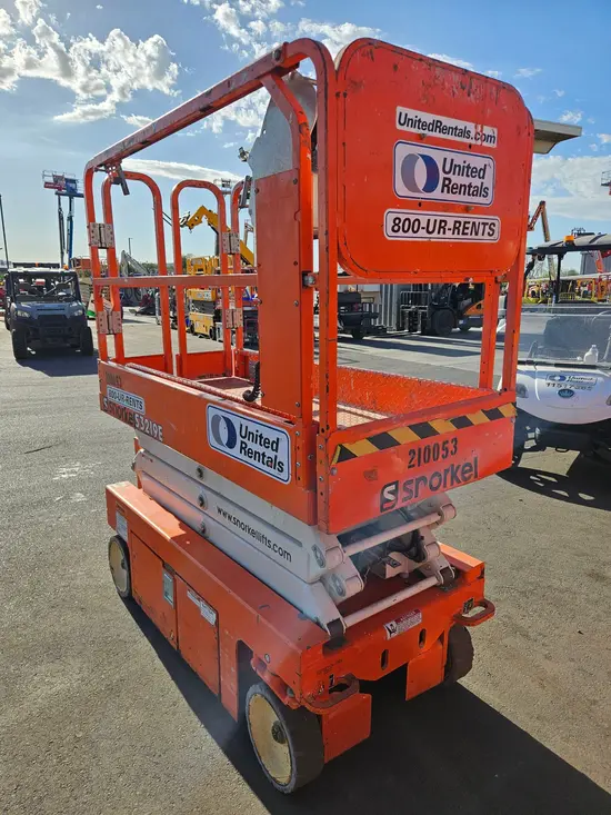 2018 Snorkel S3219E Scissor Lift