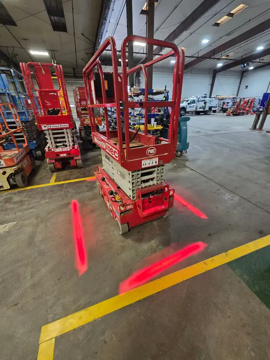 2018 MEC MICRO 19 Scissor Lift