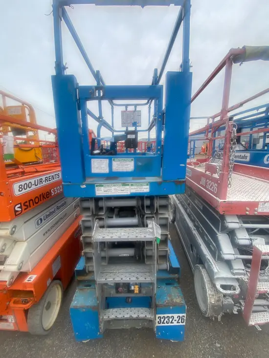 2017 Genie GS-3232 Scissor Lift