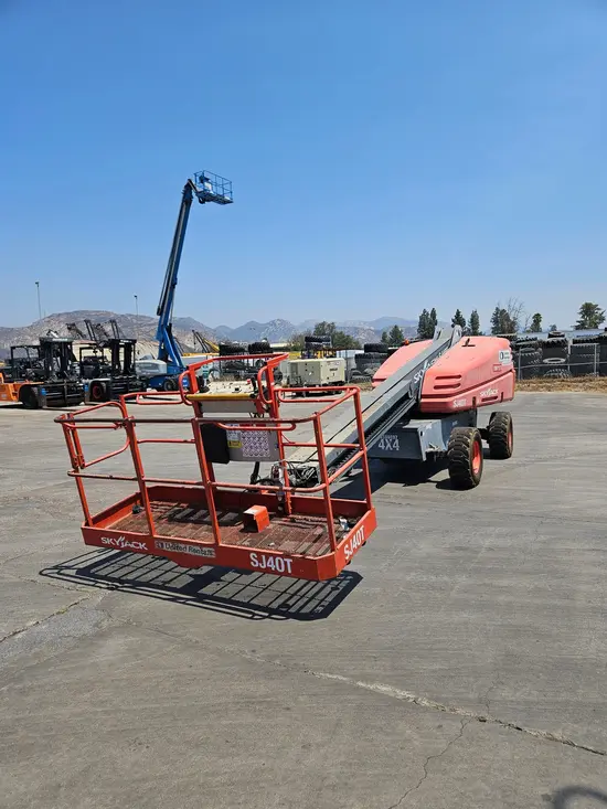 2016 Skyjack SJ40T Boom Lift