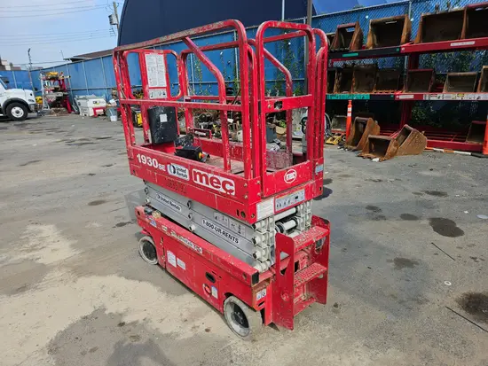 2018 MEC 1930SE Scissor Lift