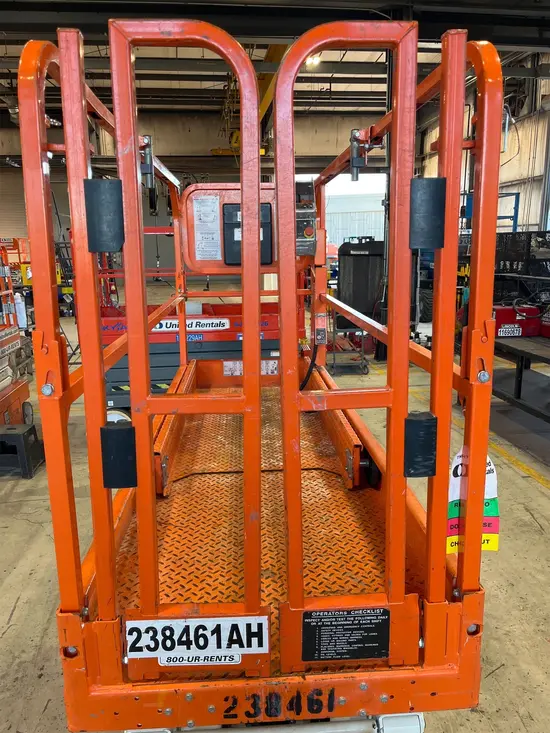 2019 Snorkel S3226E Scissor Lift