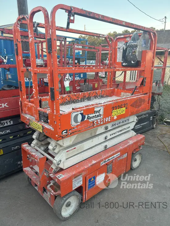 2019 Snorkel S3219E Scissor Lift