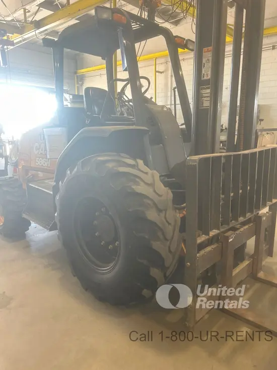 2021 Case 586H Forklift