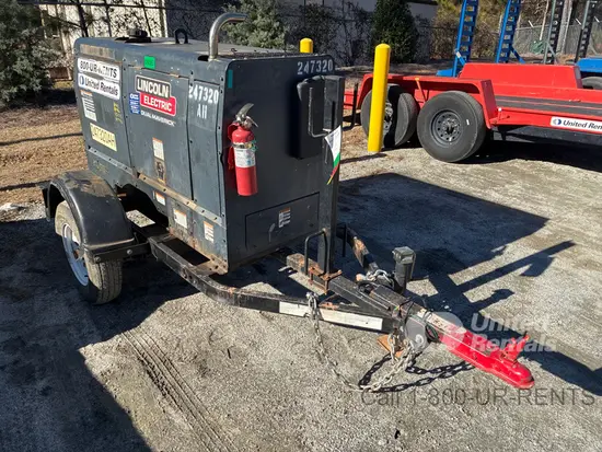 2020 Lincoln Electric DUAL MAVERICK Welder
