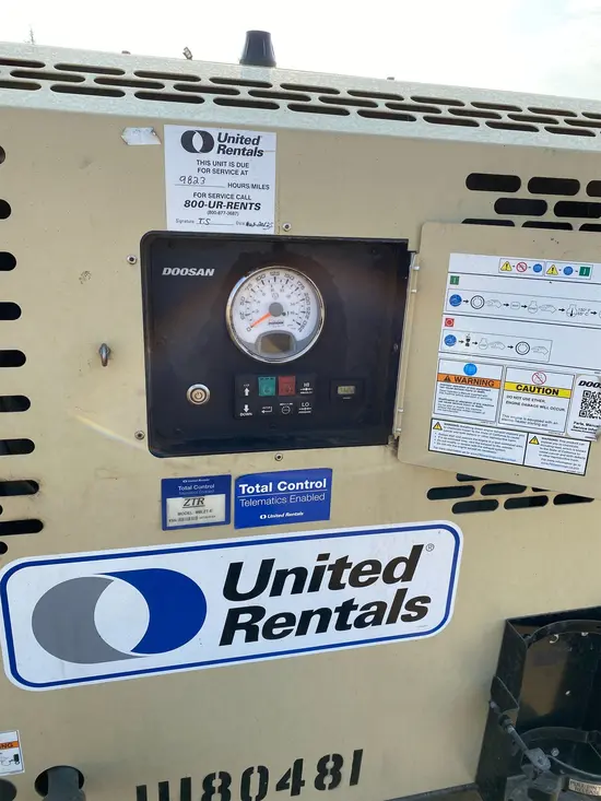 2021 Doosan P425/HP375WCUT4 Air Compressor