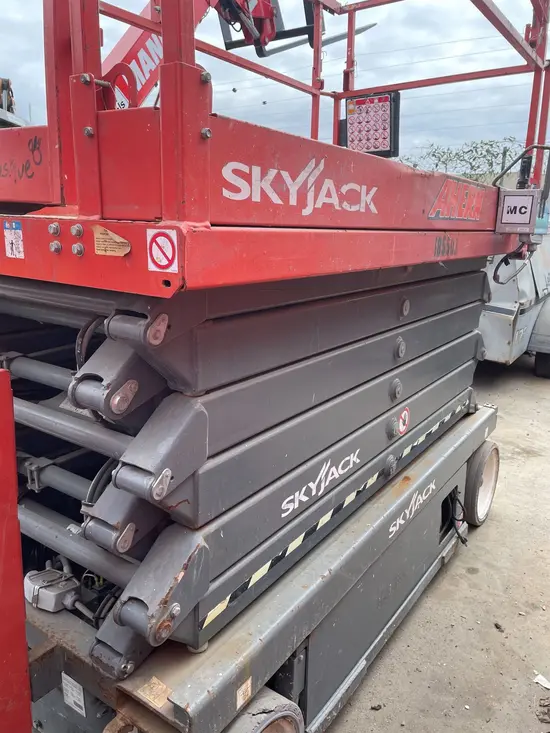 2017 Skyjack SJIII4740 Scissor Lift