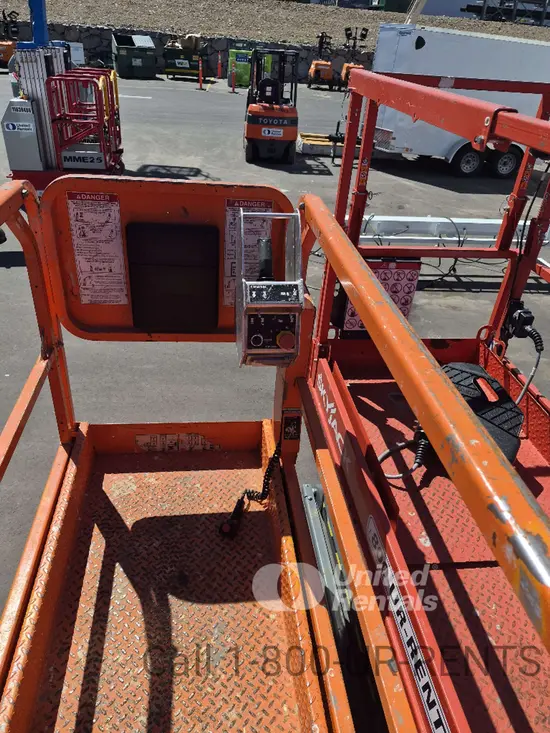 2018 Snorkel S3219E Scissor Lift