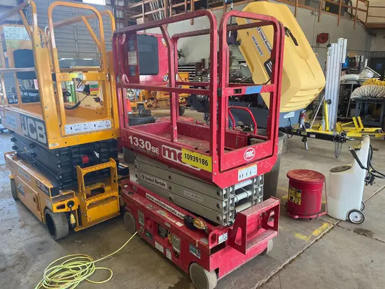 2019 MEC 1330SE Scissor Lift