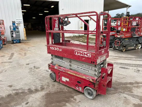 2017 MEC 1930SE Scissor Lift