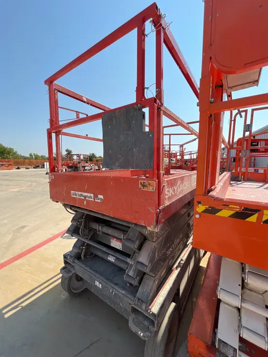 2017 Skyjack SJIII4632 Scissor Lift