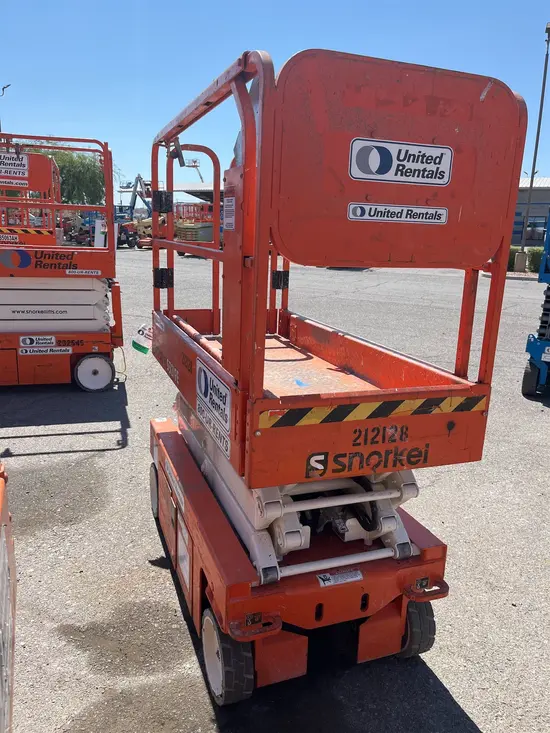 2018 Snorkel S3219E Scissor Lift