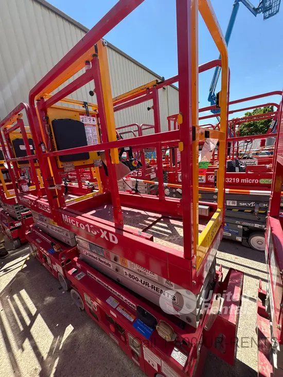 2021 MEC MICRO 13-XD Scissor Lift