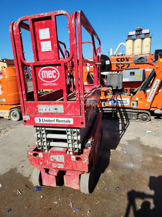 2018 MEC 1930SE Scissor Lift