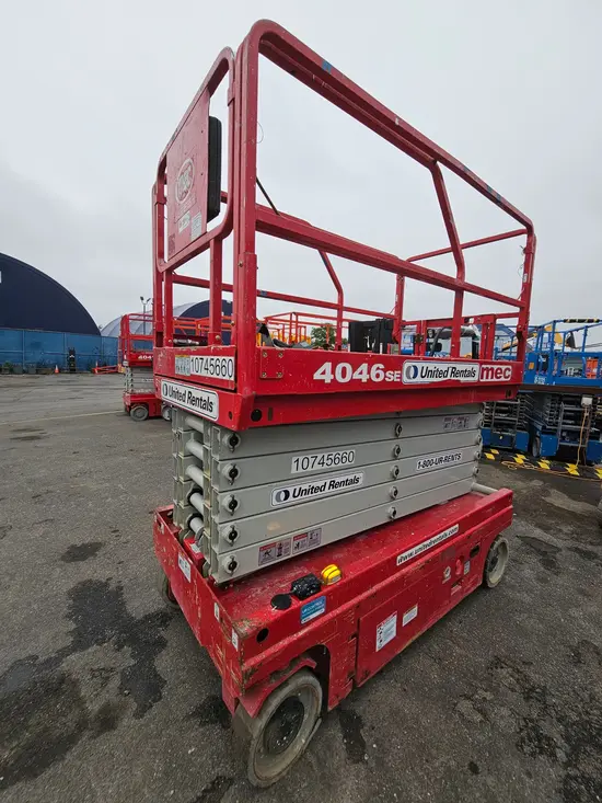 2018 MEC 4046SE Scissor Lift