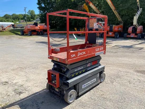 2016 Skyjack SJIII3219 Scissor Lift