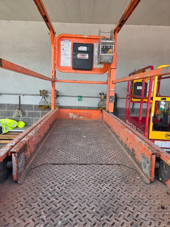 2019 Snorkel S3226E Scissor Lift