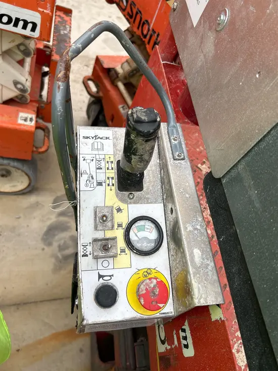 2016 Skyjack SJIII3219 Scissor Lift