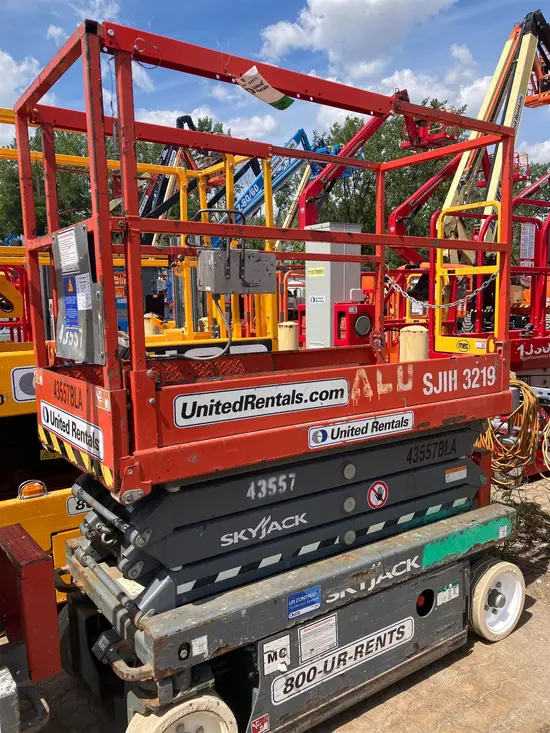 2017 Skyjack SJIII3219 Scissor Lift