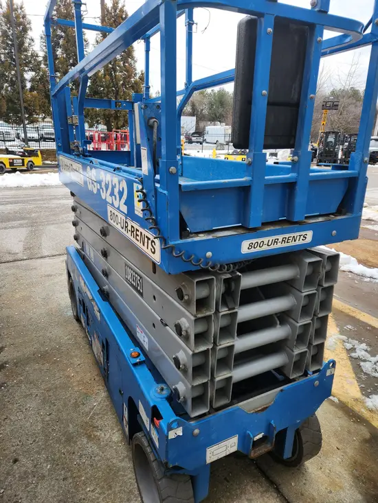 2018 Genie GS-3232 Scissor Lift