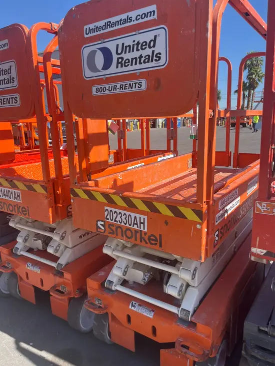 2018 Snorkel S3219E Scissor Lift
