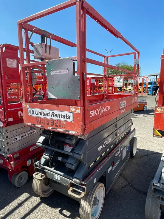 2017 Skyjack SJIII3226 Scissor Lift